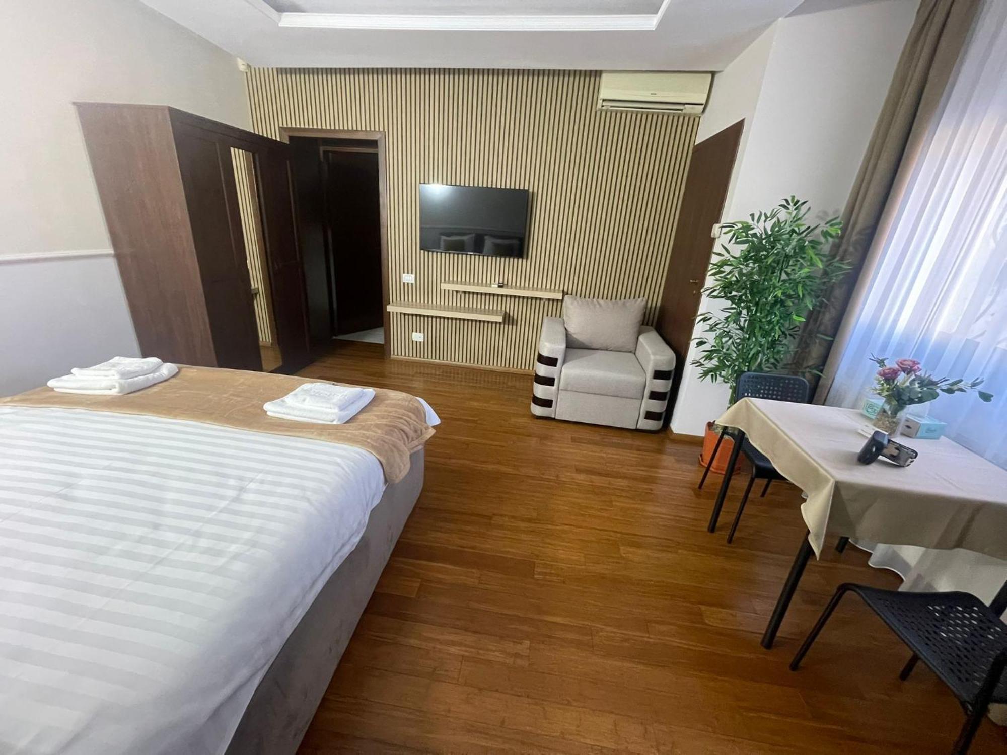 Therme Airport Resort Corbeanca Extérieur photo