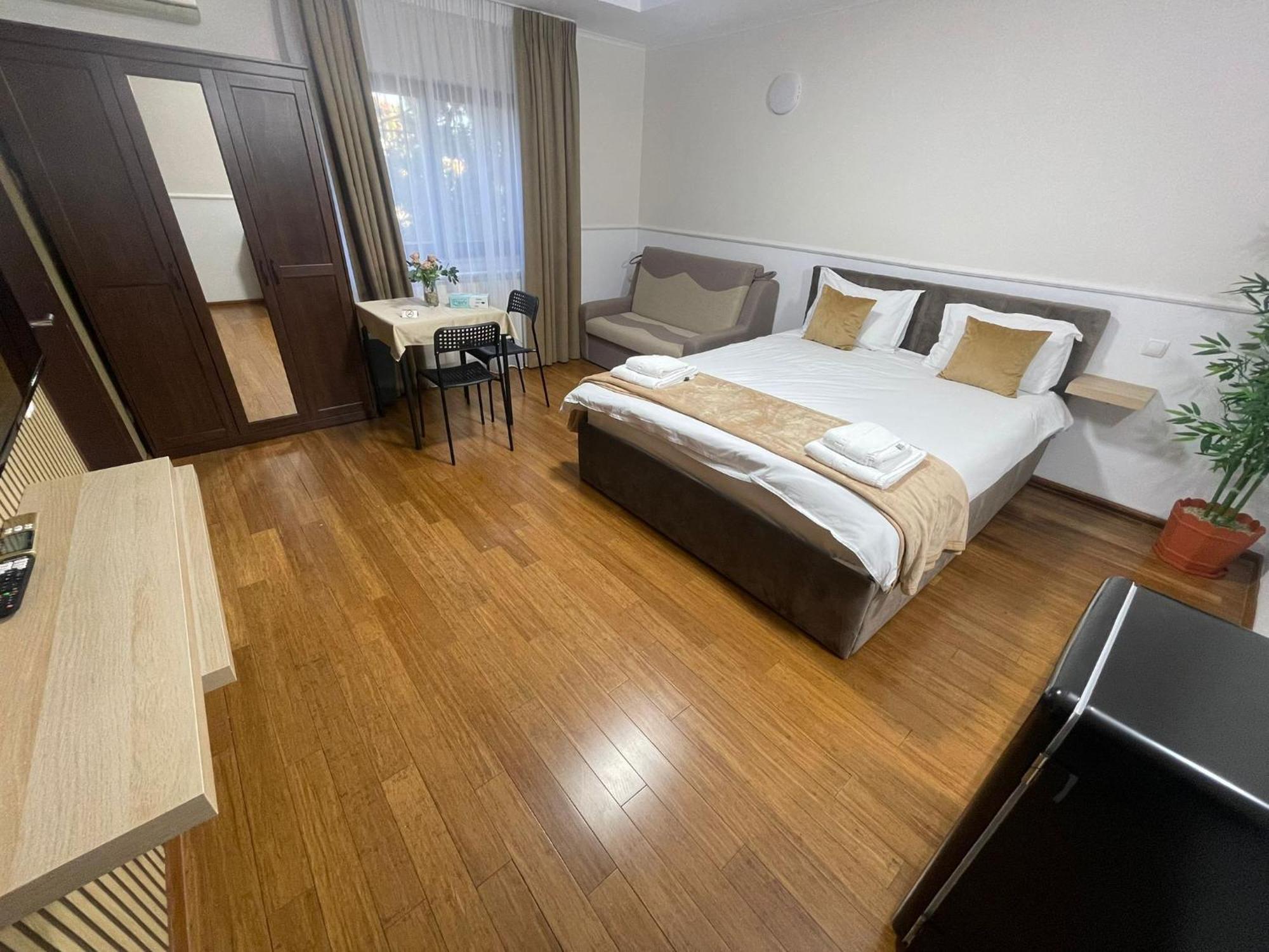 Therme Airport Resort Corbeanca Extérieur photo