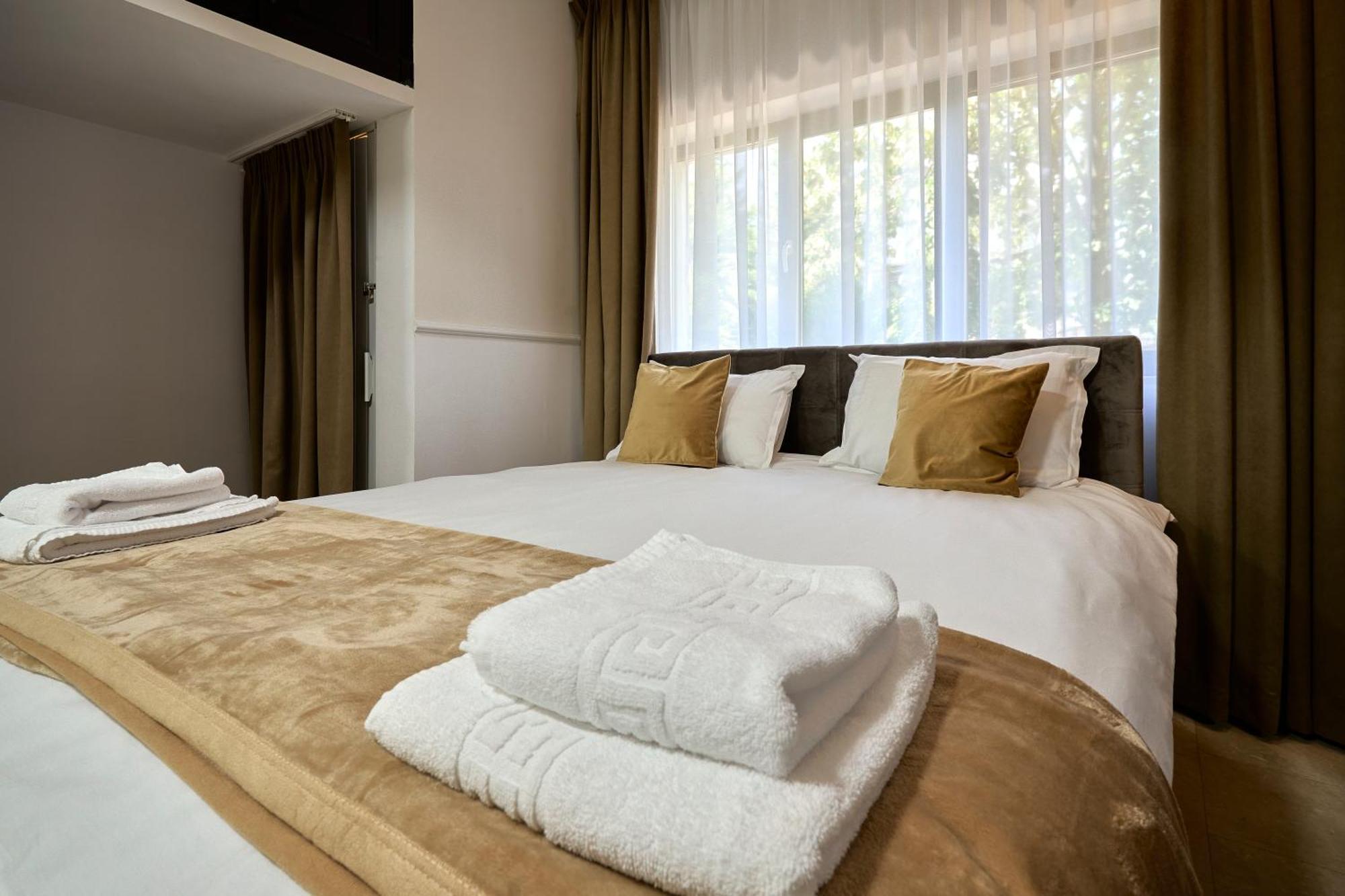 Therme Airport Resort Corbeanca Extérieur photo