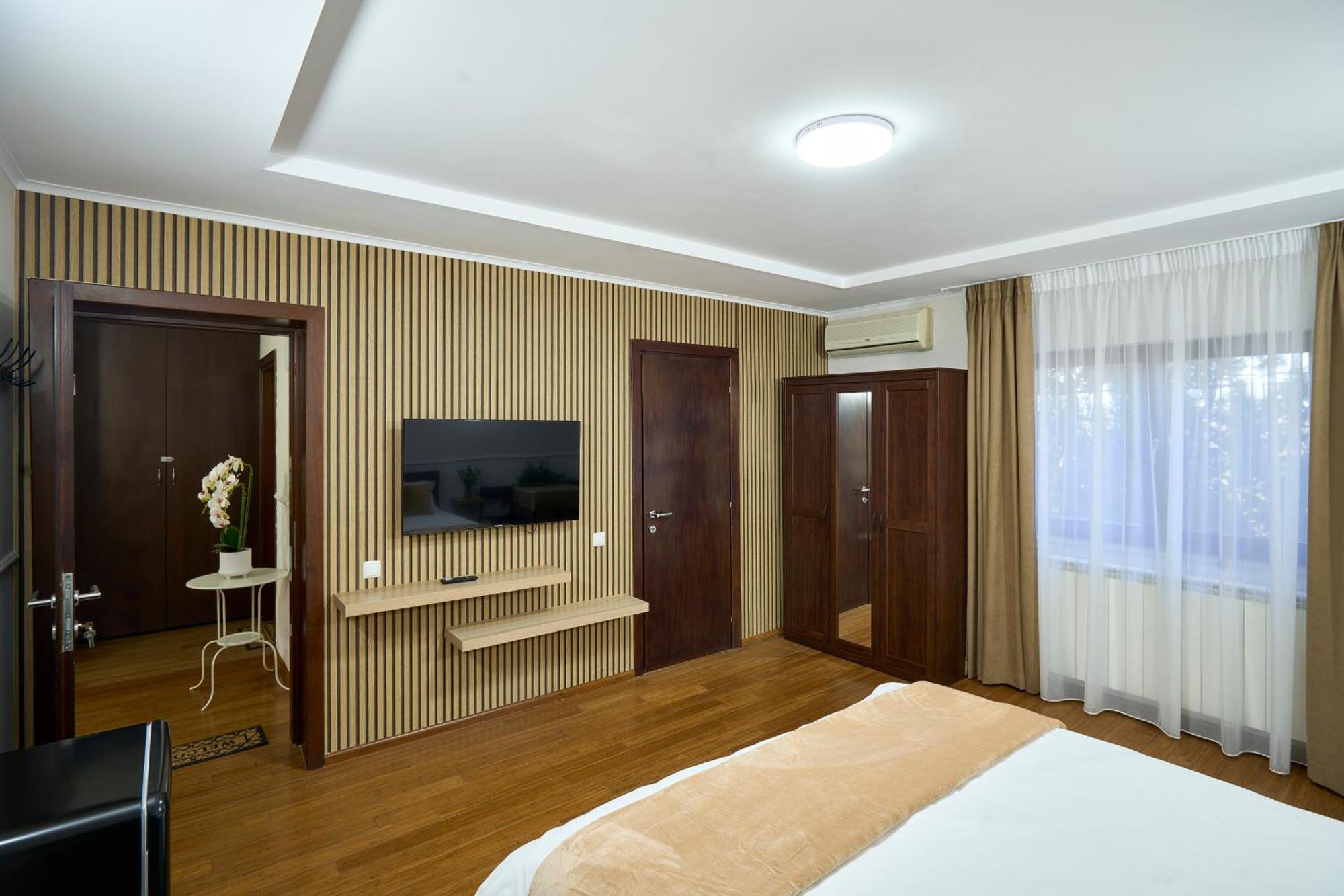 Therme Airport Resort Corbeanca Extérieur photo